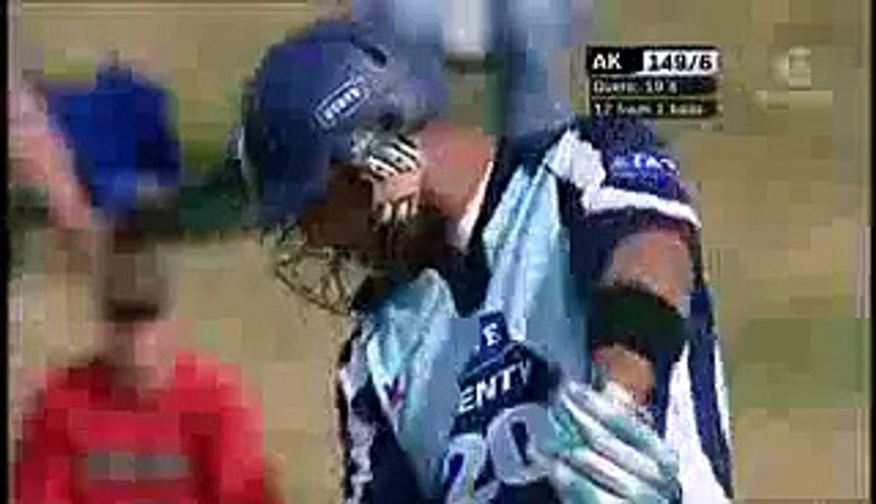 12 runs needed off 1 ball - Team wins Most Amazing Finish Ever - Copy (2)