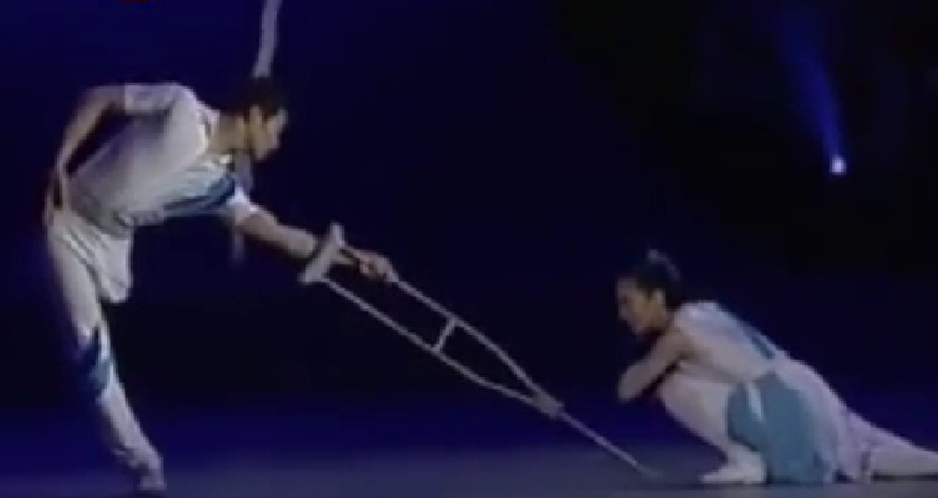 Beautiful dancers with disabilities / Penari Indah dengan keterbatasan fisik