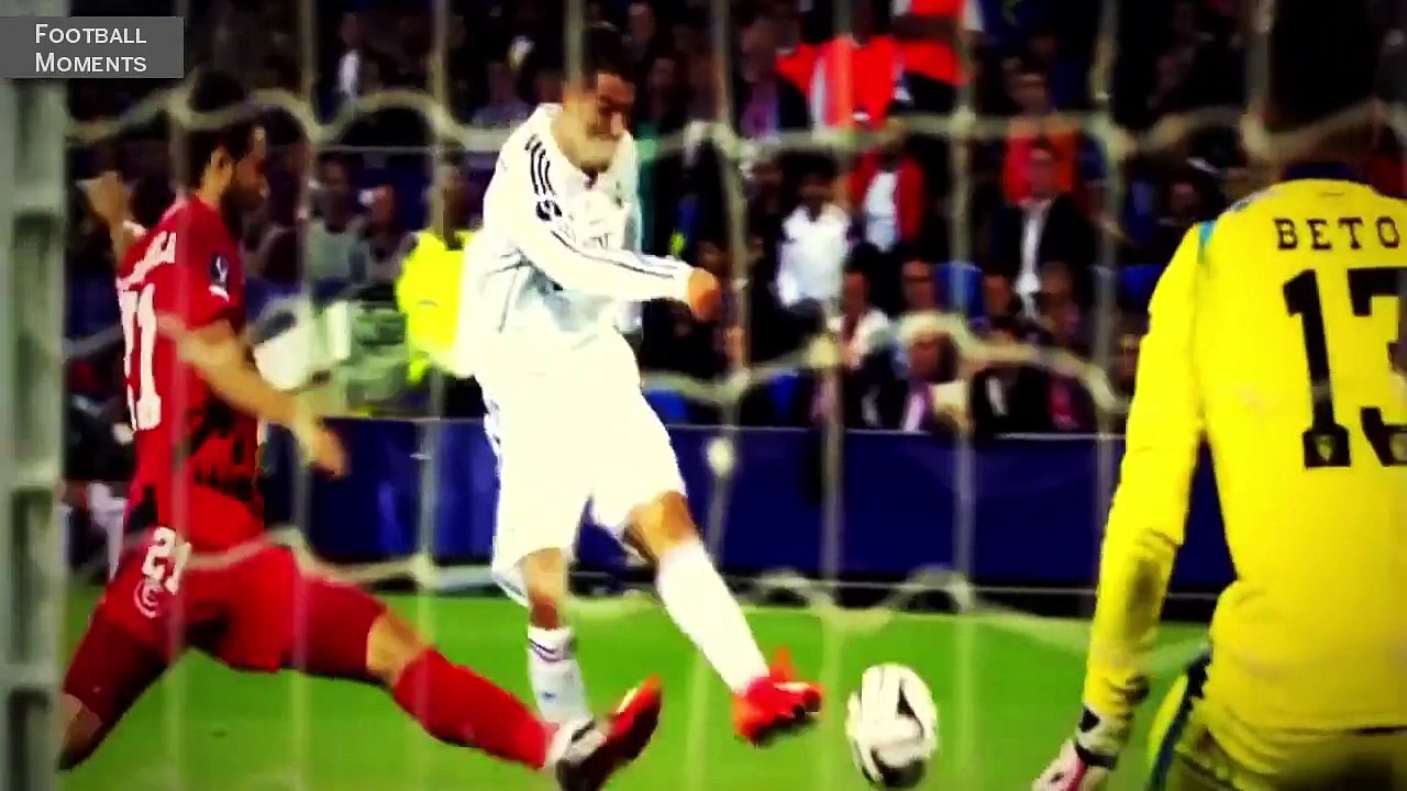Cristiano Ronaldo - Best Skills, Tricks & Goals - Football Moments