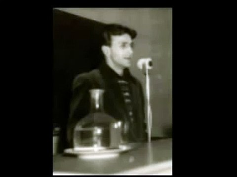 Atilla İlhan Yağmur Kaçağı - Kendi Sesinden