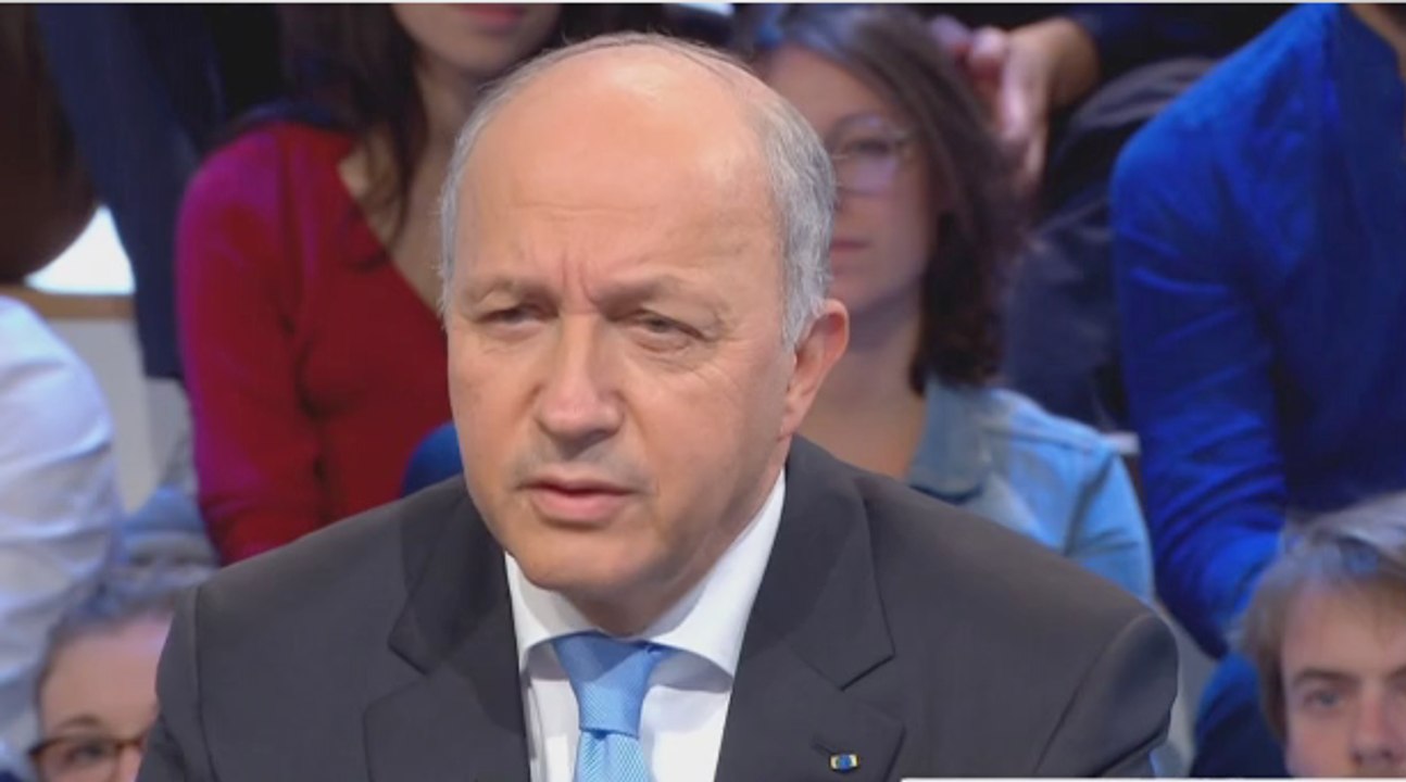 Fabius à propos de Sarkozy : «Peut-être est-ce un Alzheimer précoce?»