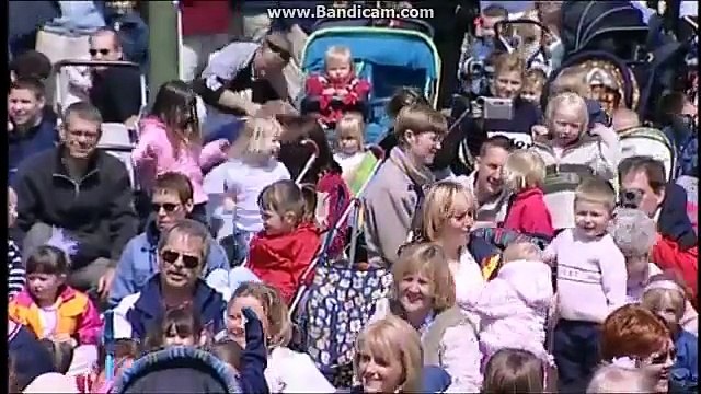 Barneys UK Zoo Tour (2002)