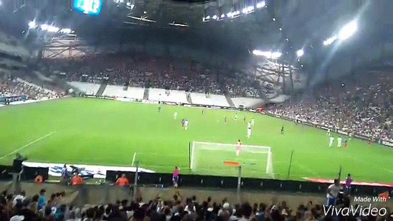 ambiance stade vélodrome match de foot OM