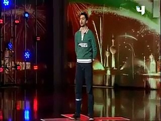 شاب سوري يخضع لجنة الحكام لكي يوصل رسالة من قلبو بطريقة رائعة  برافو