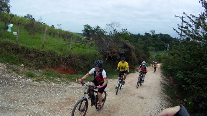 Trilhas de mountain bike, Taubaté, SP, Brasil, vale do Paraíba, com os 30 bikers, Mtb, 2015