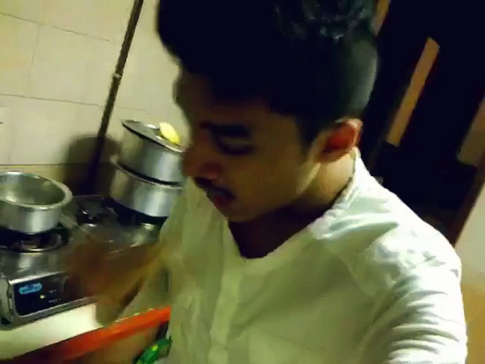 A Minute before Sehri ends. - Bekaar Vines - Funz.lol