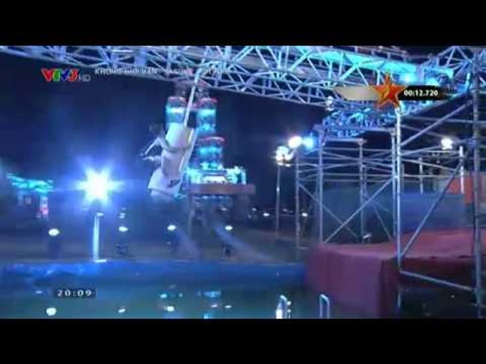 NGUYỄN QUANG MINH BĂNG BĂNG RƯỚT XUỐNG NƯỚC | STAGE 1B | SASUKE VIỆT NAM 2015 (SEASON 1)