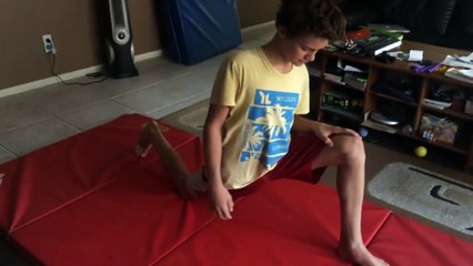 How To Do The Splits If Youre NOT Flexible!