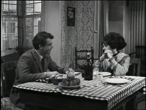 DANIELA GOGGI in ..E le stelle stanno a guardare (3° puntata)