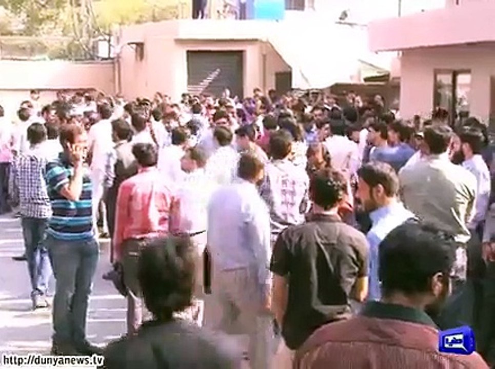 Several dead, hundreds injured in Earthquake in Pakistan .