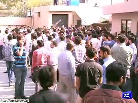 Several dead, hundreds injured in Earthquake in Pakistan .