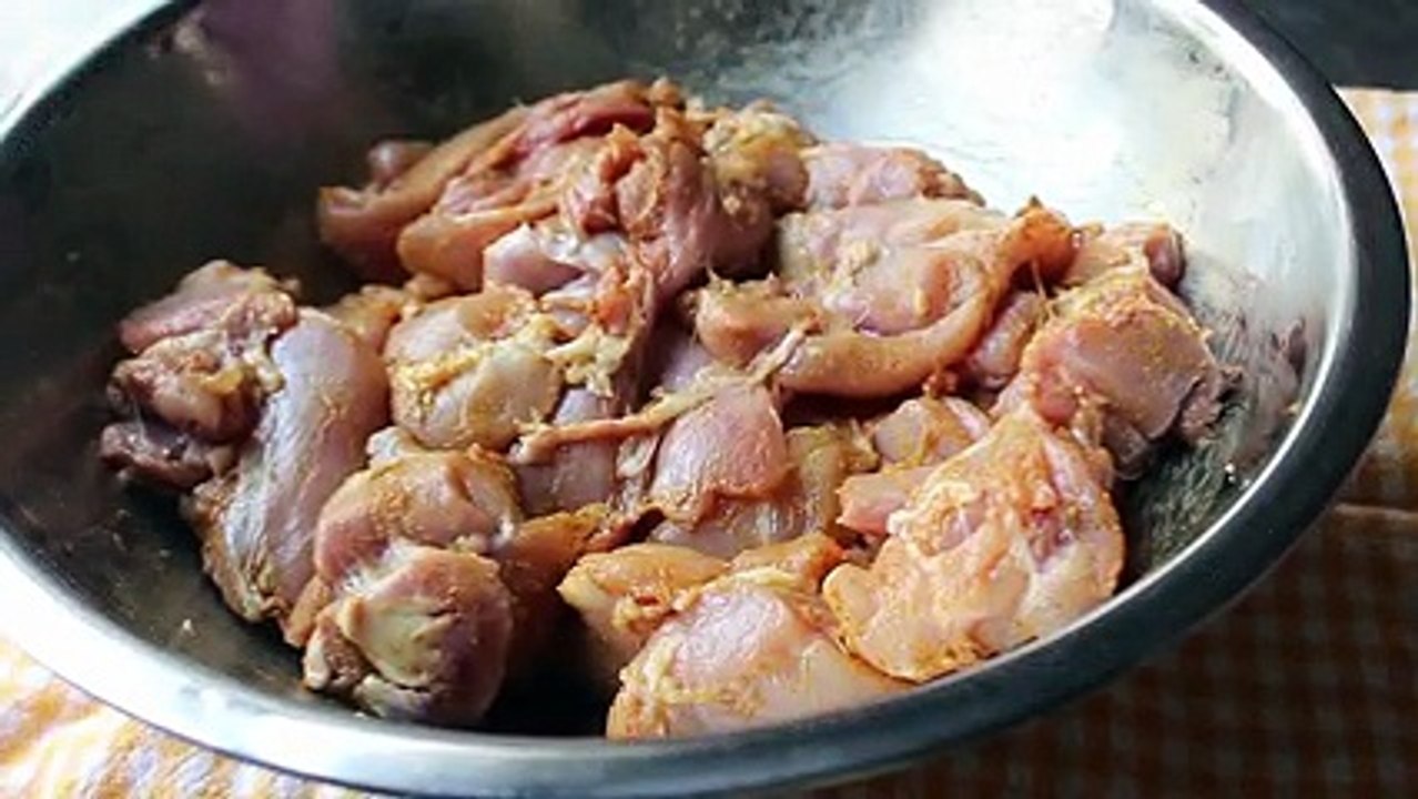 Learn how to make a Peanut Curry Chicken recipe! _ Tasify