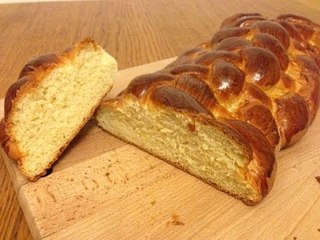 Tressage de la brioche à 8 branches - Clickncook.fr