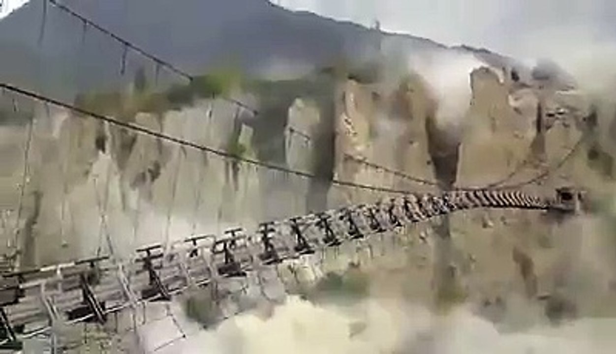 Old bridge is shaking in Gilgit during Earthquake