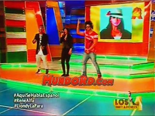 Rene castillo bailando con una imitadora al estilo del ALFA