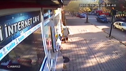 Eski kayınpederini kırmızı ışıkta av tüfeğiyle öldürdü