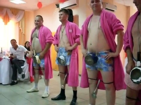 До слёз ! Второй справа любитель промазать )))))))))))