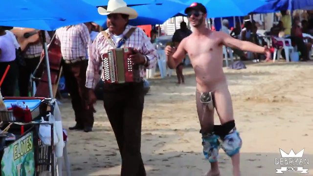 ► Abrazos en Tanga | Regalando Abrazos | Bromas