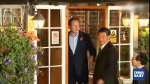 President ‪‎XiJinping‬ was served with Britain's famous ‪‎fishandchips‬ in a traditional English pub with British Prim