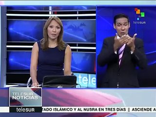 Familiares de los 43 exigen justicia a un año y un mes de desaparición