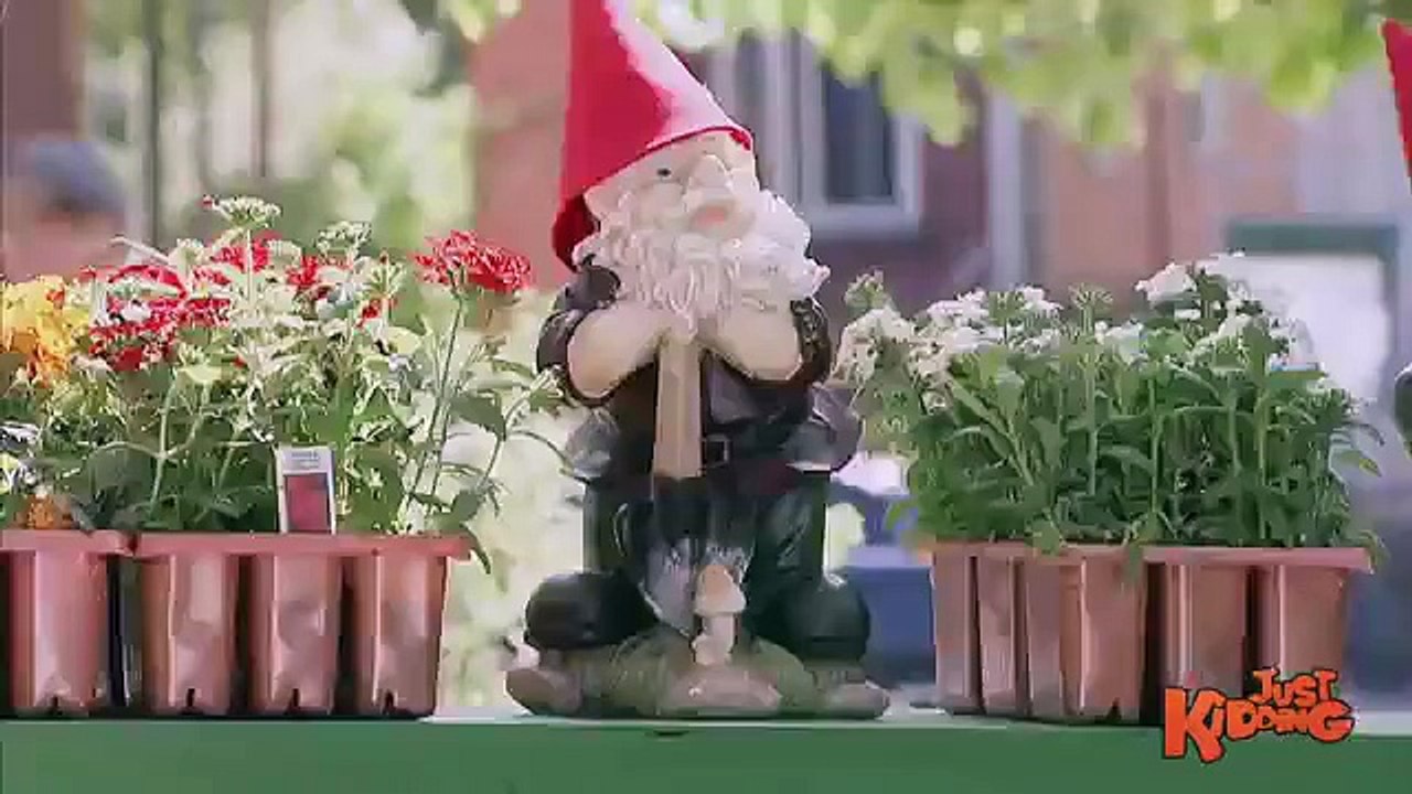 Return of the Evil Gnome!