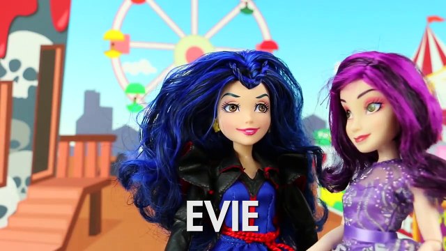 Descendants Ben & Audrey Wedding after Mal & Evie Kidnapping. DisneyToysFan