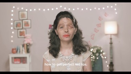 Impactante campaña de mujer desfigurada con ácido para detener estos ataques
