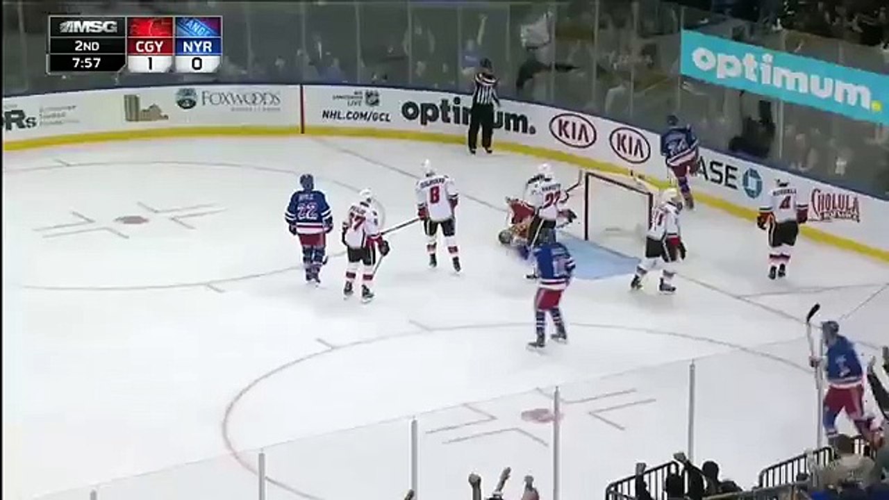 Lindberg scores off beautiful feed from Hayes