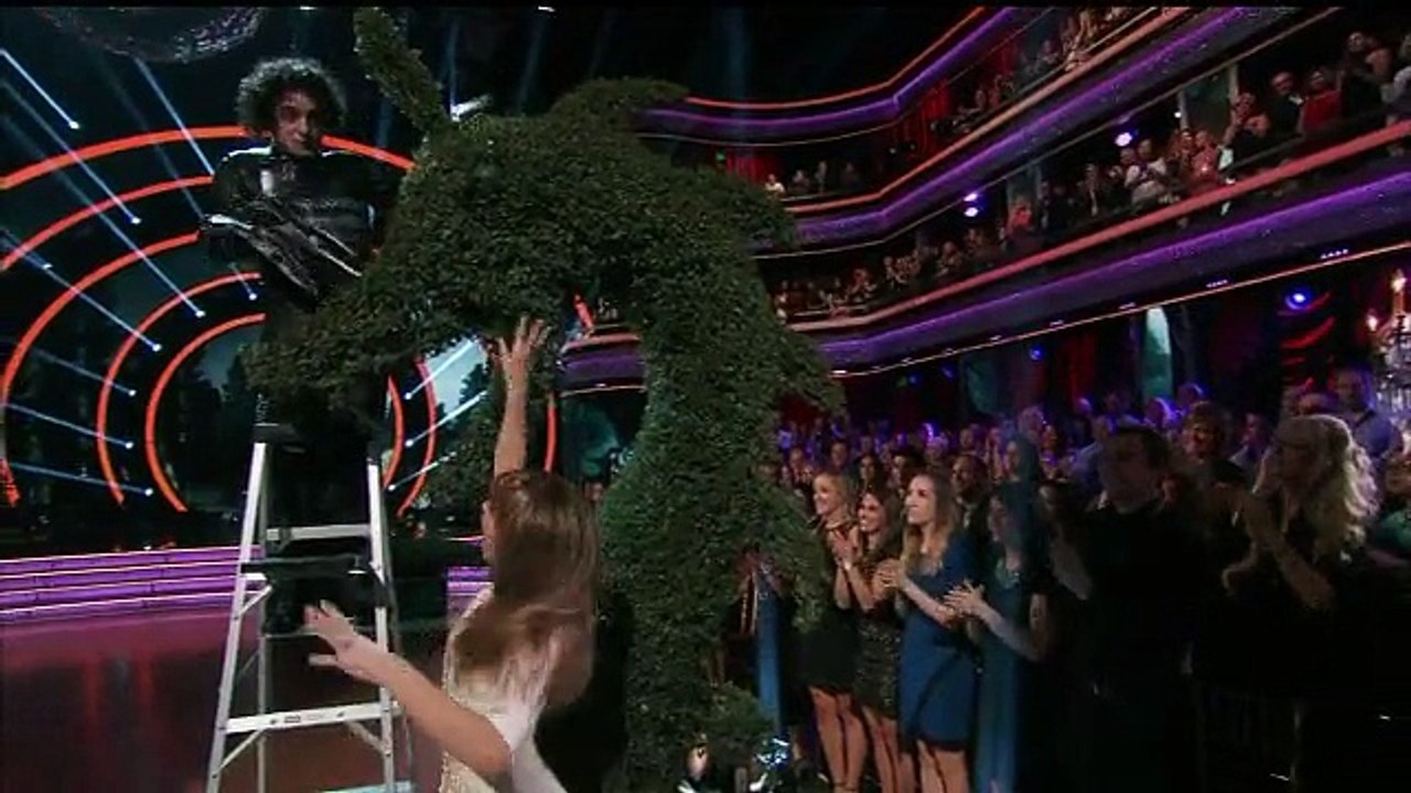 Alexa PenaVega & Mark Ballas - Paso Doble