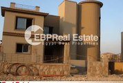 VILLA FOR SALE IN PALM HILLS KATAMEYA NEW CAIRO  OVERLOOKING  GREEN AREA