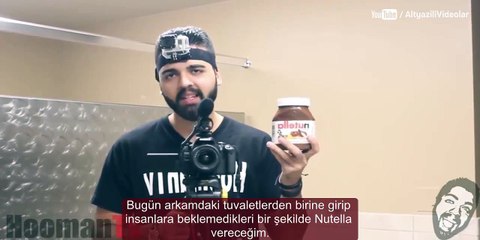 TUVALET KAĞIDI İSTEYİP ELE BOK SÜRMEK | ŞAKA İÇERİR | ALTYAZILI