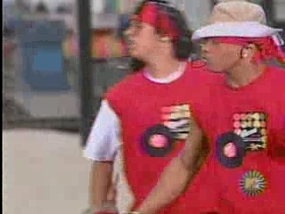 B2k - Uh Huh Live Performance