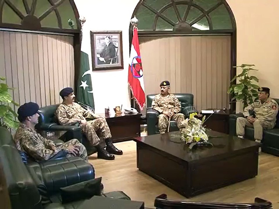 #COAS being Briefed by Corps Commdr Peshawer on Earthquake