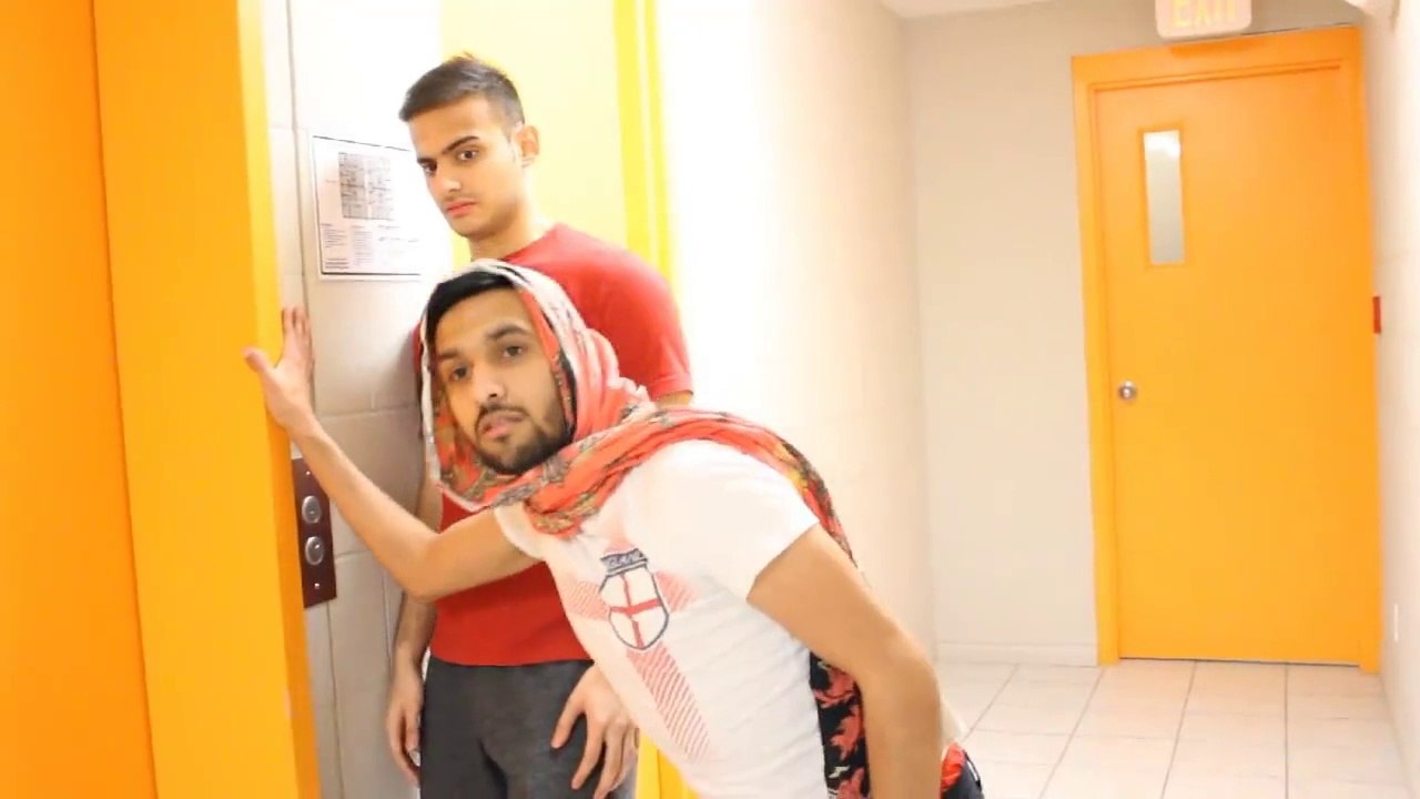 How Girls Act When Someone Looks At Their Husband
