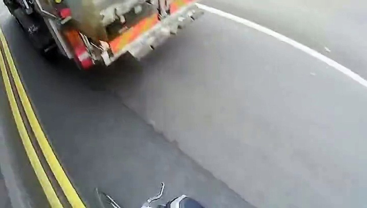 Road Rager Runs Cyclist Off The Road And They Get Into a Fight-Entertainment Stuff-by Funny Videos Collection