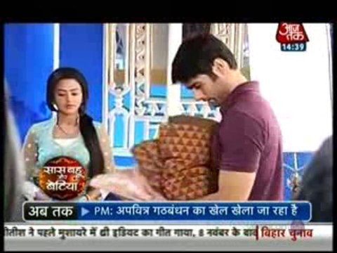 Swara ko Hua Sanskar se Pyaar jis se Uusne Sanskar ko Sulaya Apni Bad Par - 27 october 2015 - Swaragini