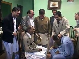 دل ہونا چاہیدا جواں ، عمراں وچ کی رکھیا ۔ ھا ھا ھا