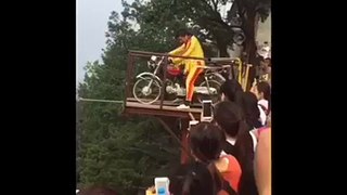 AMAZING Chinese BIKE Show On Rope At Huge Height