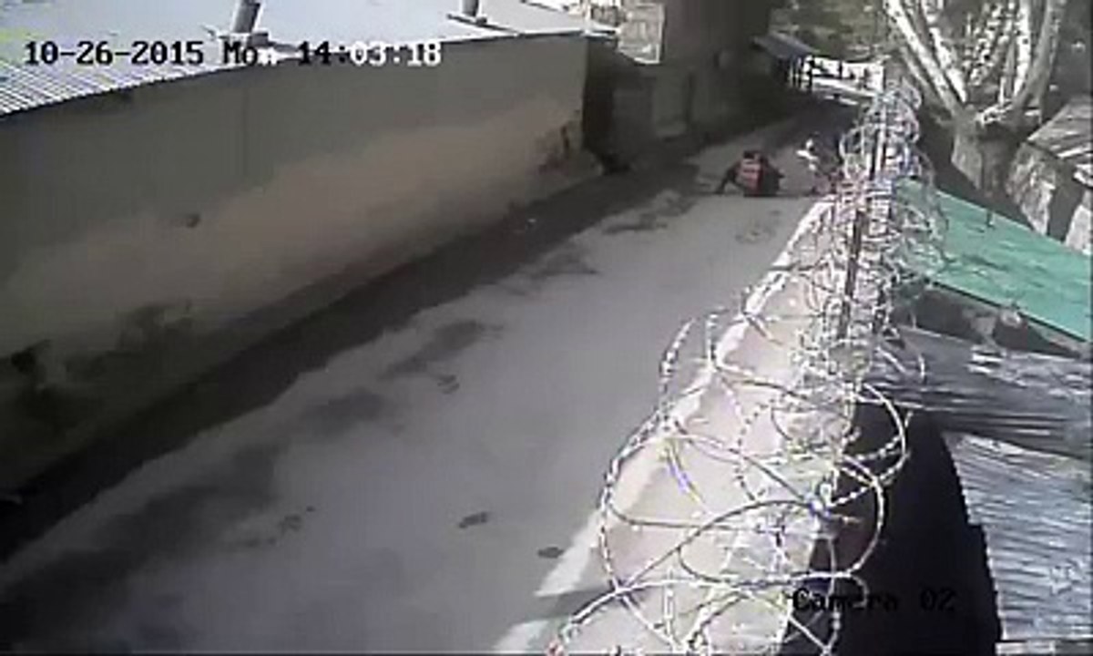 CCTV Footage of Earthquake in Chitral Pakistan - Postober.com