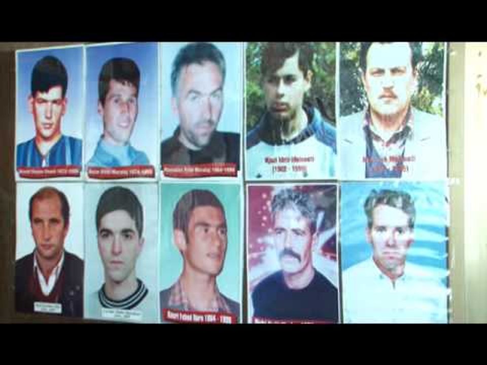 Lajme - Thirrjet e Nënave libër për martirët
