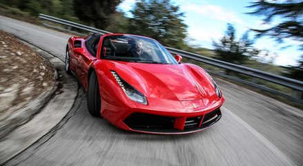 Ferrari 488 Spider : notre premier essai exclusif et toutes les infos