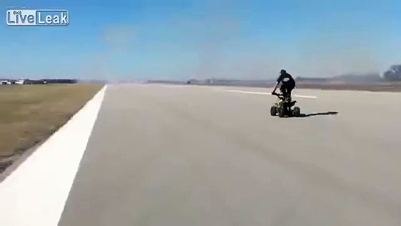 Airplane Close Call
