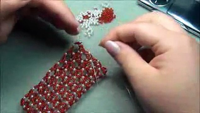Beaded Purse or Mobile Device Holder Tutorial Part 2_clip2