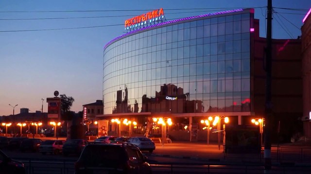 2015 год. Площадь Революции ночью