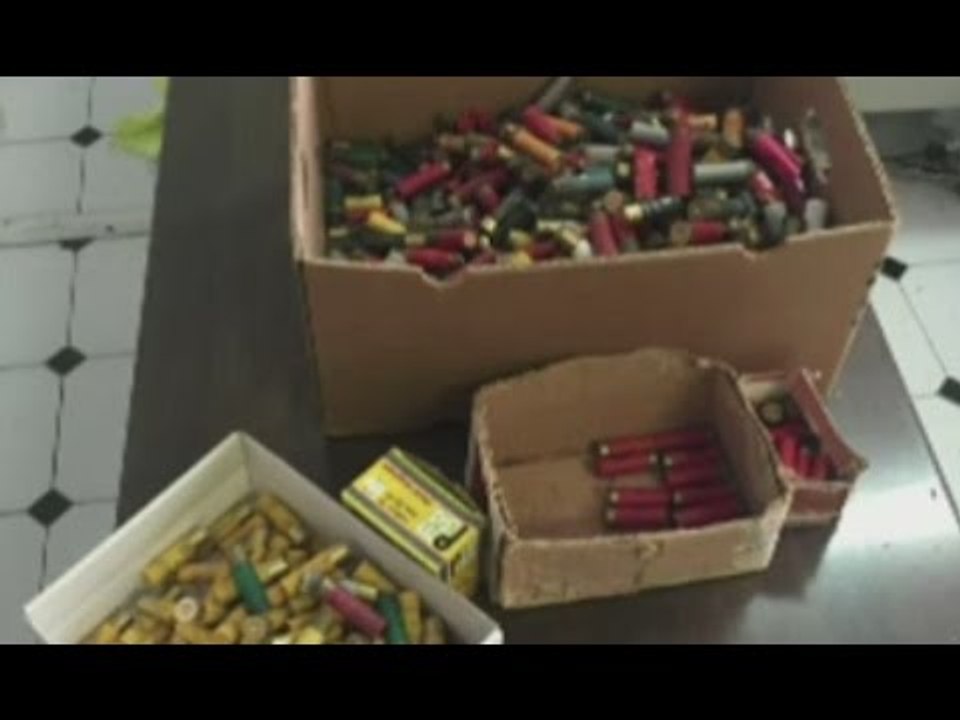 Nola (NA) - Proiettili, droga e soldi falsi in...