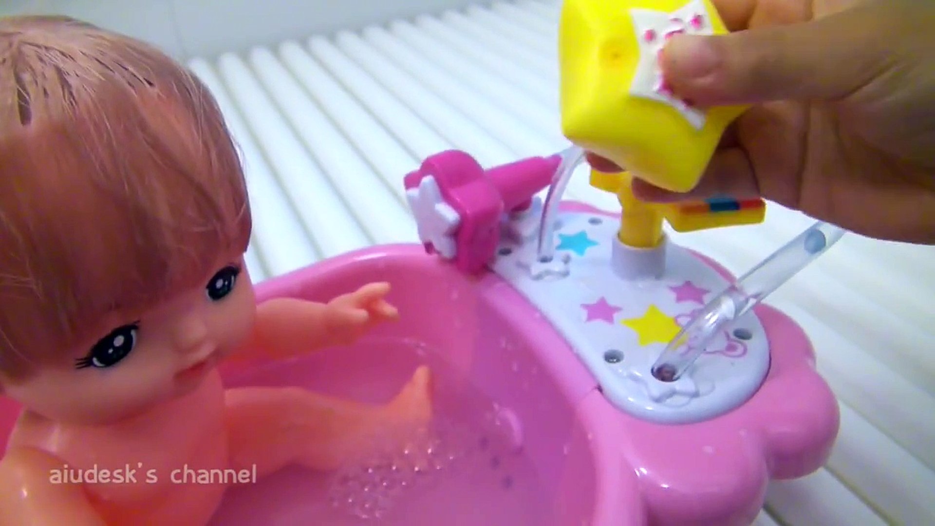 メルちゃん あわのお風呂 Mell Chan/Bubble Bath - Dailymotion Video