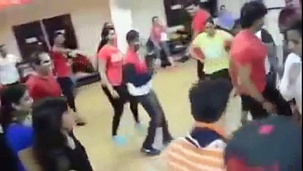 Epic dance battle