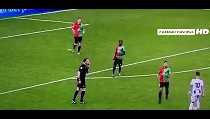 Referee Show Fantastic Ball Control skills