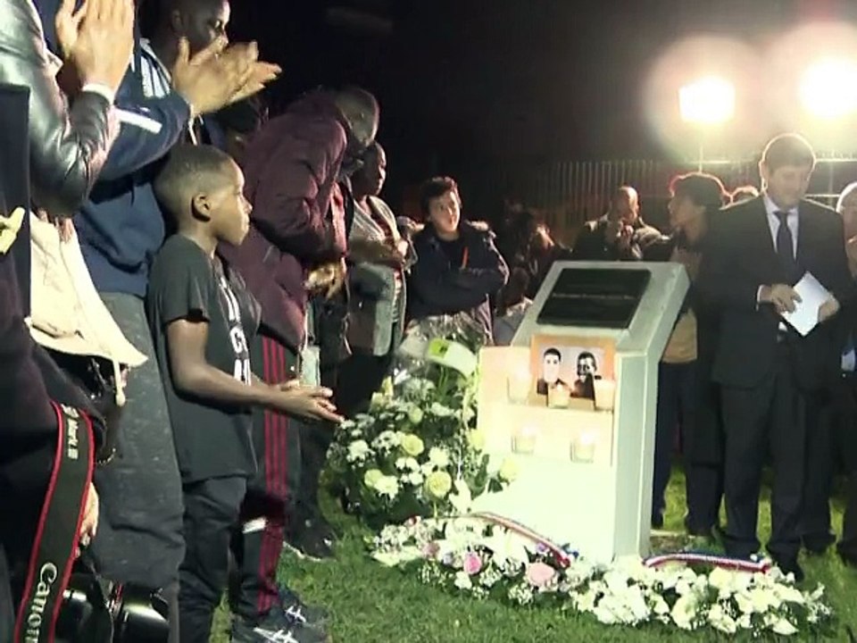 Valls esquisse un mea culpa sur la banlieue, dix ans après Clichy-sous-Bois