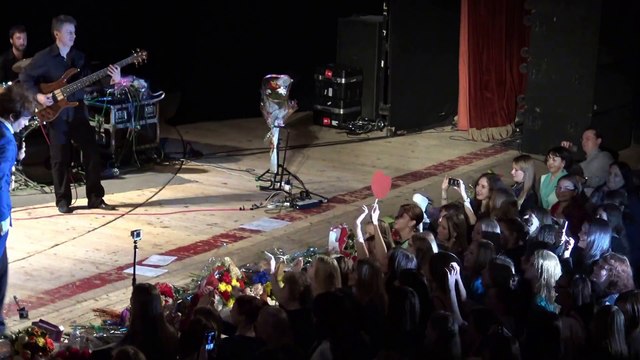 «SatisHorse» (фрагмент) А.Бон (С.-Петербург, 30.04.2015) (Marina White)